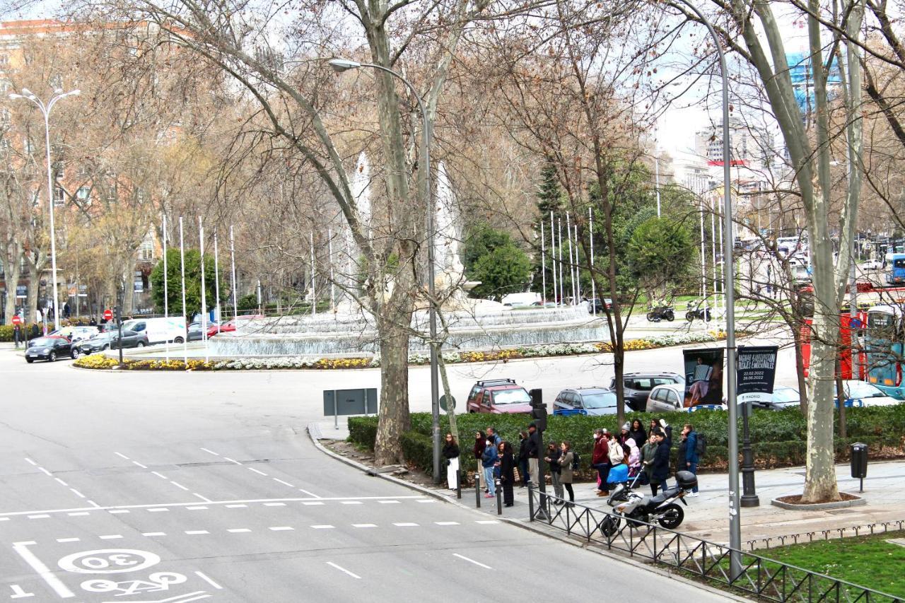 شقة Lujoso Apto Paseo Del Prado مدريد المظهر الخارجي الصورة
